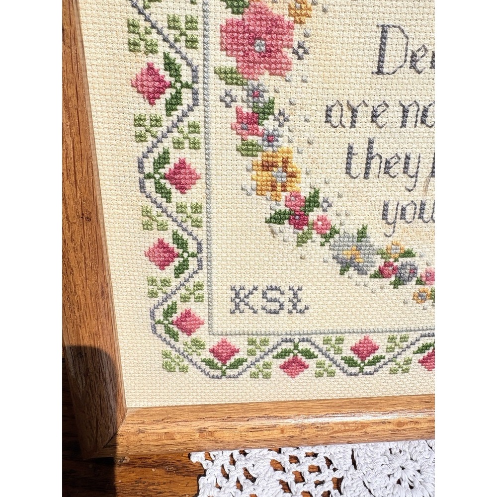 Vintage Framed Cross Stitch Sampler Dear Friends Live Within Your Heart 12 X 15 - Picture 4 of 9